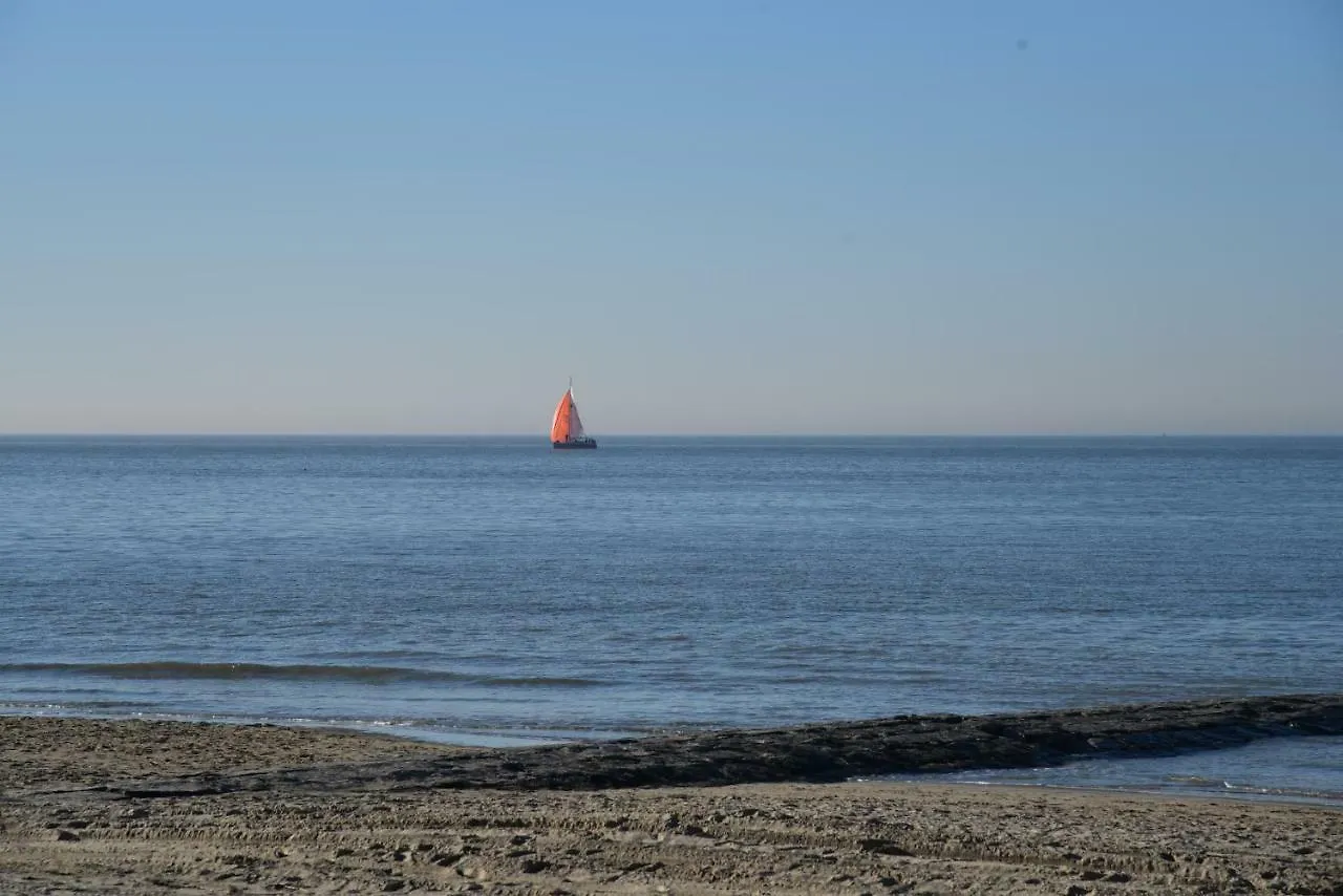 Rust Op De Kust - Villa 10 Pers - 4 Slpk - 2 Badk Middelkerke